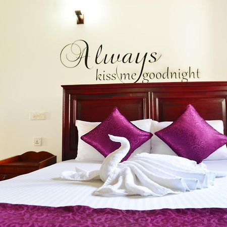 Cinnamon Holiday Inn Hikkaduwa Dış mekan fotoğraf
